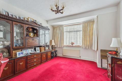 3 bedroom end of terrace house for sale, Carr Road, Northolt