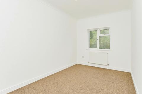 2 bedroom apartment to rent, Shore Road, Bonchurch