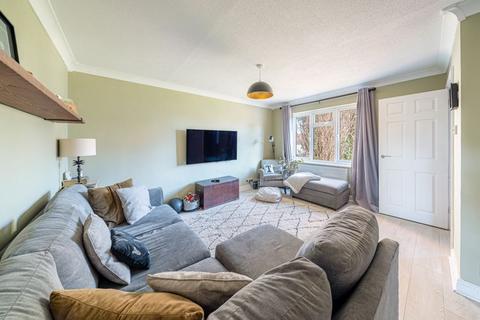5 Acacia Crescent, Trowbridge, BA14 9SZ