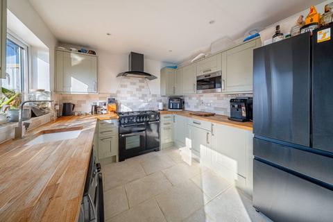 5 Acacia Crescent, Trowbridge, BA14 9SZ