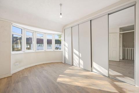 124 Abercorn Crescent, Harrow, HA2 0PU
