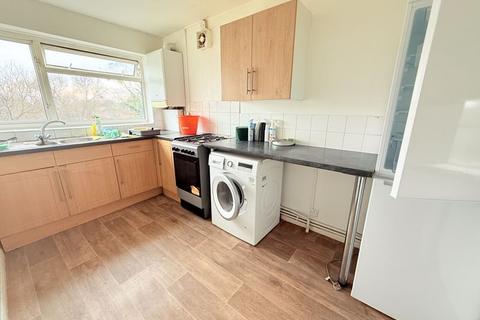 2 bedroom flat for sale, The Farmlands, Northolt