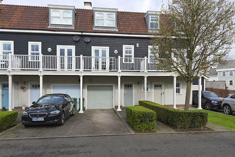 4 bedroom terraced house for sale, Beaumont Drive, Worcester Park