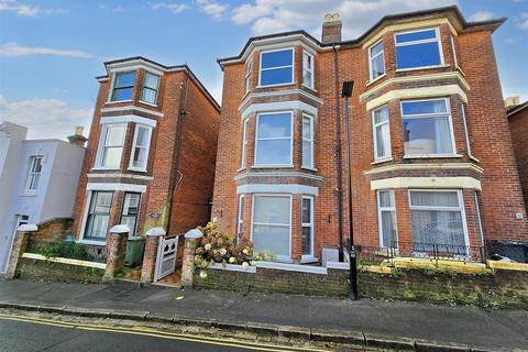 4 bedroom house for sale, Nelson Street, Ryde, PO33 2EY