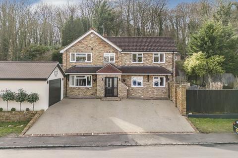 1 Eastern Dene, Hazlemere, High Wycombe, HP15 7BT