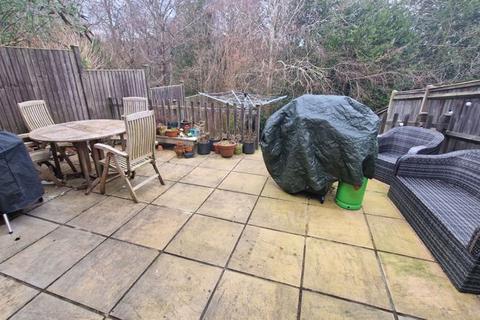 6 Rushbrooke Close, High Wycombe, HP13 7QN