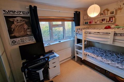 6 Rushbrooke Close, High Wycombe, HP13 7QN