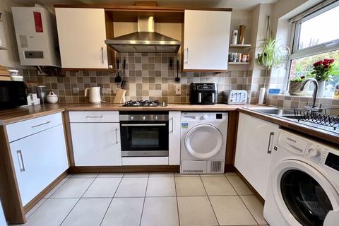 2 bedroom flat for sale, 1 Dawkins Road, Poole BH15