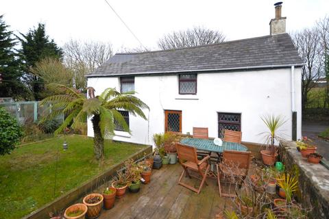 2 bedroom detached house for sale, Long Lane, High Street, St. Austell