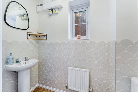 15 Baines Close, Leigh, WN7 4BP