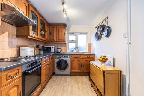 undefined, Alderbrook Close, Crowborough