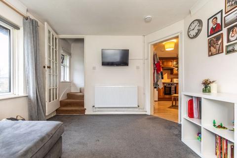 undefined, Alderbrook Close, Crowborough