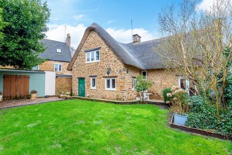 3 bedroom cottage for sale, South Newington Road, Banbury OX15