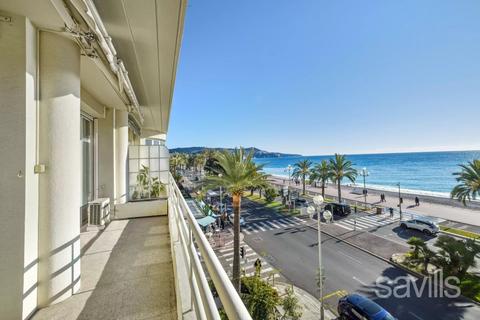 2 bedroom flat, Nice, Promenade des Anglais, 06000, France