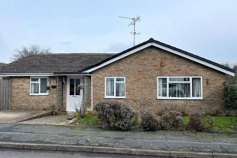 3 bedroom bungalow for sale, Downland Road, Upper Beeding, West Sussex, BN44 3JS