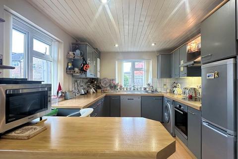 3 bedroom bungalow for sale, Downland Road, Upper Beeding, West Sussex, BN44 3JS