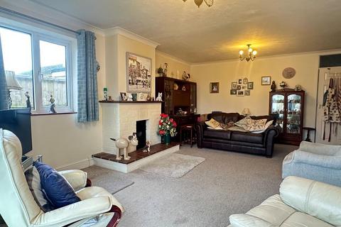 5 Downland Road, Upper Beeding, Steyning, BN44 3JS