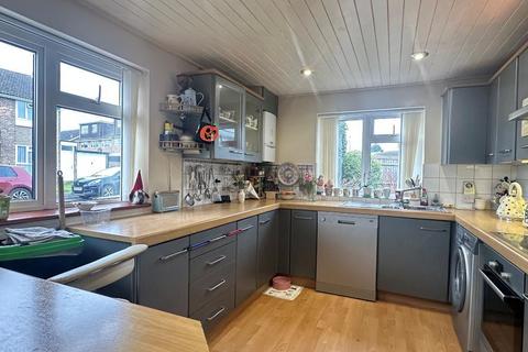 5 Downland Road, Upper Beeding, Steyning, BN44 3JS