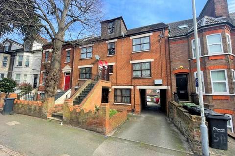 1 bedroom apartment for sale, Napier Road, South Luton, Luton, Bedfordshire, LU1 1RF