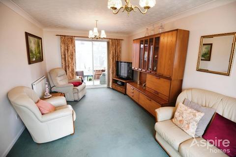 2 bedroom detached bungalow for sale, Windmill Gardens, Wisbech, Cambridgeshire, PE14 7YA