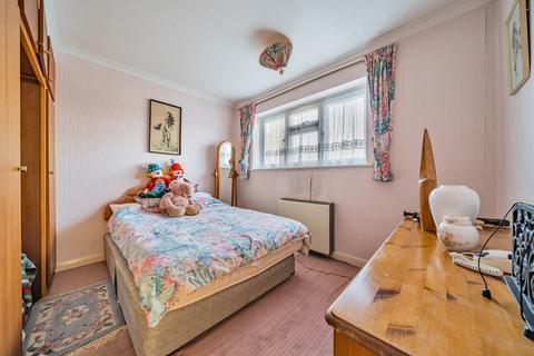 37 Homewood Crescent, Chislehurst, BR7 6PS