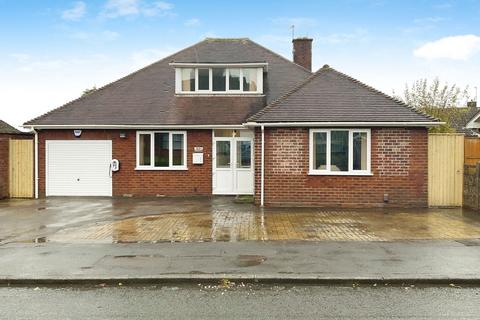 3 bedroom detached bungalow for sale, Scotts Green Close, Dudley DY1