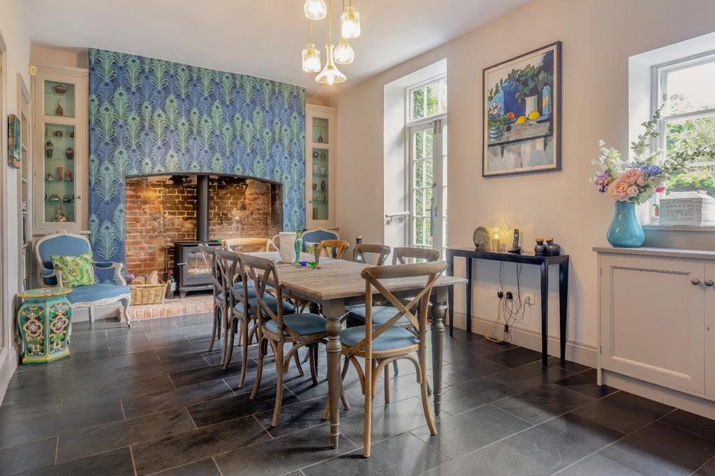 Breakfast Room