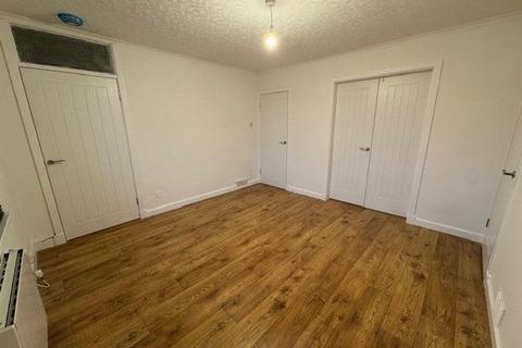 1 bedroom flat to rent, Headwell Avenue, Dunfermline