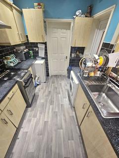 4 bedroom terraced house for sale, Highfield Road, Levenshulme, Manchester, M19