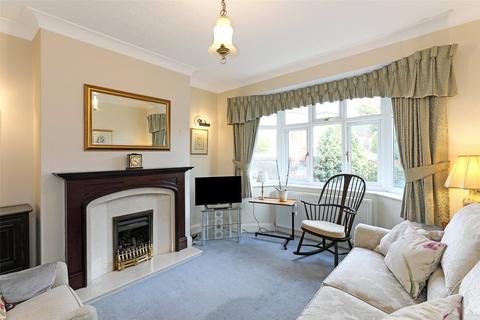 3 bedroom semi-detached house for sale, Kendal Rise, Crofton, Wakefield, West Yorkshire, WF4