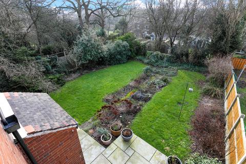 3 bedroom semi-detached house for sale, Kendal Rise, Crofton, Wakefield, West Yorkshire, WF4