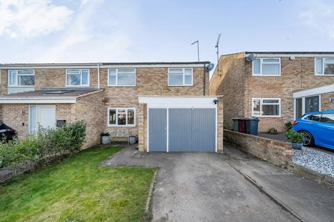 3 bedroom semi-detached house for sale, Fraser Avenue, Reading RG4