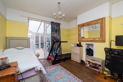 84 Abbotts Road, Cheam, Sutton, SM3 9SX