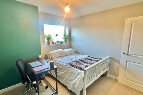 Flat 1, 4 Defiant Close, Hawkinge, Folkestone, CT18 7SU