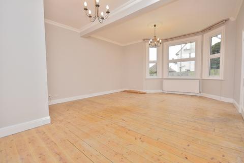 3 bedroom apartment for sale, Chantry Mount, Bishop's Stortford CM23