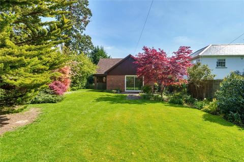 2 bedroom bungalow for sale, Mead Road, Edenbridge, Kent, TN8