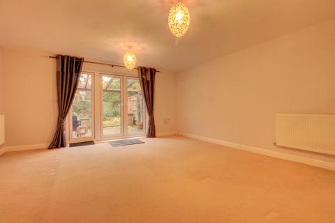 3 bedroom semi-detached house to rent, Milton Place, Buckinghamshire HP13