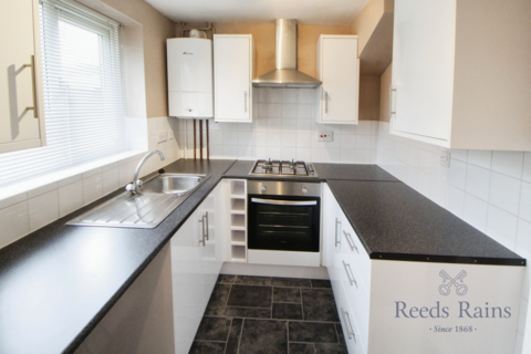 2 bedroom semi-detached house for sale, Bollington Avenue, Cheshire CW9