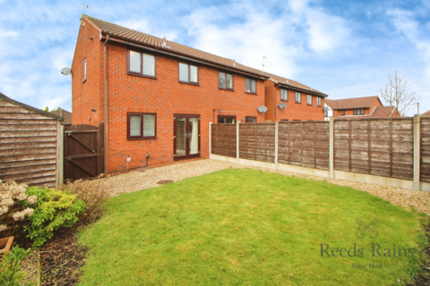 2 bedroom semi-detached house for sale, Bollington Avenue, Cheshire CW9