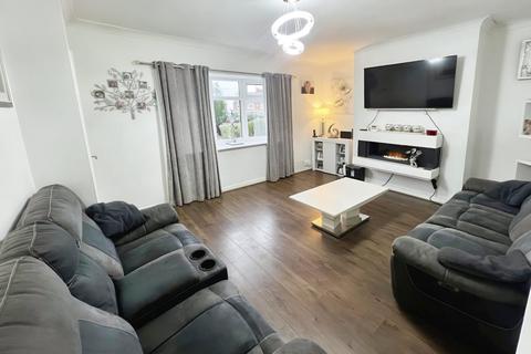 3 bedroom end of terrace house for sale, Beacon Road, Wigan WN5