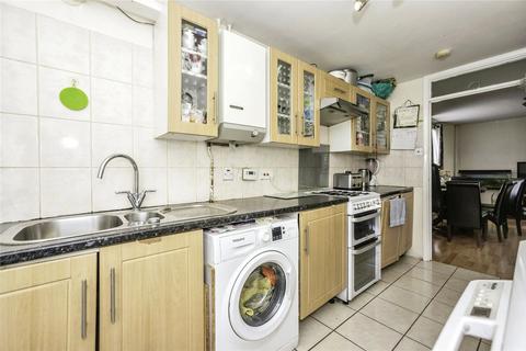 2 bedroom flat for sale, Muirfield Close, London SE16