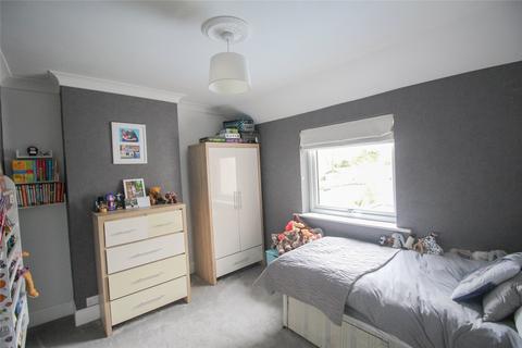 25 Bobbing Hill, Bobbing, Sittingbourne, ME9 8NY