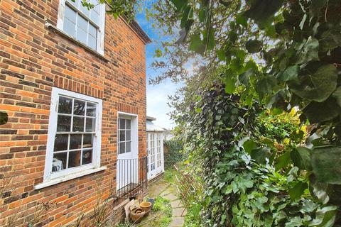 3 bedroom terraced house for sale, High Street, Rochester ME2