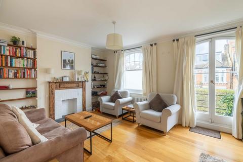 2 bedroom flat to rent, Margravine Gardens, Barons Court, W6