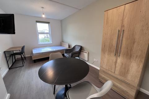 undefined, Wells Road, Bath BA2