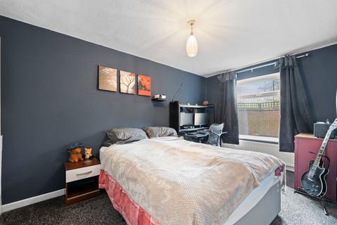 9 Anmer Close, Nottingham, NG2 1PA