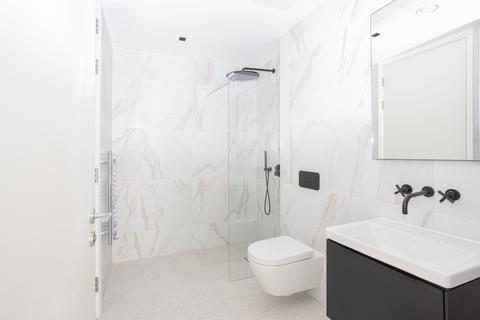 2 bedroom apartment to rent, Cluny Mews, Kensington SW5