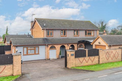 5 bedroom detached house for sale, The Ridgeway, New End, Astwood Bank, Redditch, B96