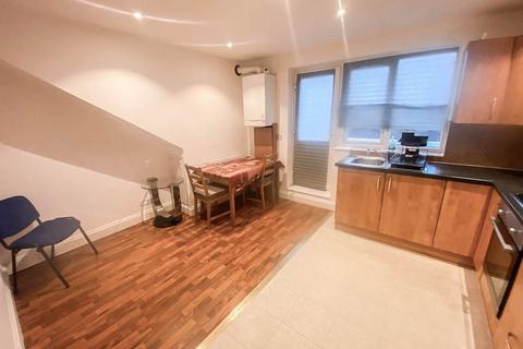 Terraced house for sale, Uxbridge Road, Hatch End, PInner, HA5