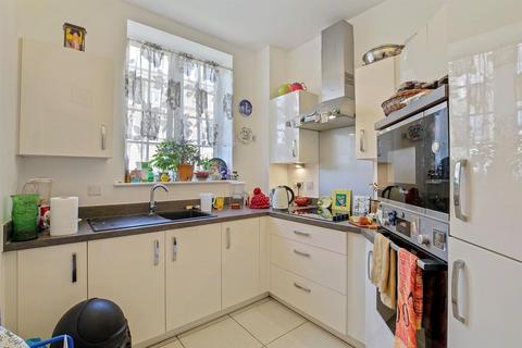 2 bedroom apartment for sale, Twickenham Road, Isleworth, TW7 7DJ